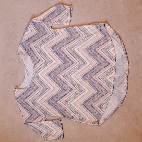 Maurices pink/gray print sweater size 2X - Picture 4 of 8